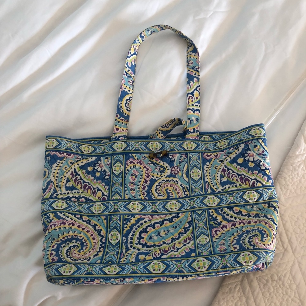 Vera Bradley tote bag